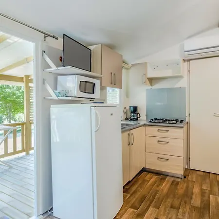 Mobilhome 6 Personnes Climatise * Saint-Martial-de-Nabirat