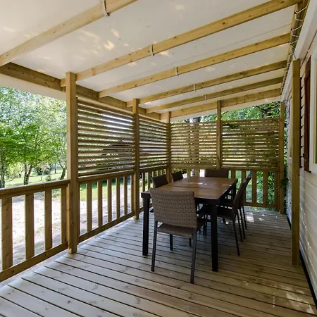 Mobilhome Peuplier 6 P Climatise בית נופש Saint-Martial-de-Nabirat
